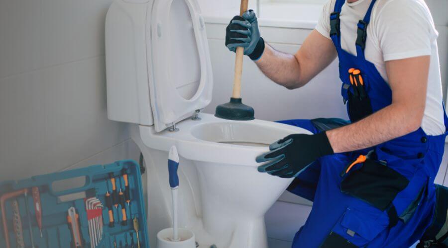 Professional septic pumping service in Leonard, MI